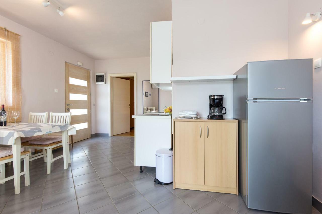 Apartments Marta Krk Town Eksteriør billede